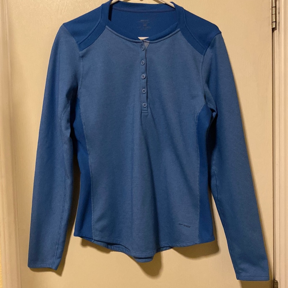 Patagonia 1/4 button blue capilene base layer